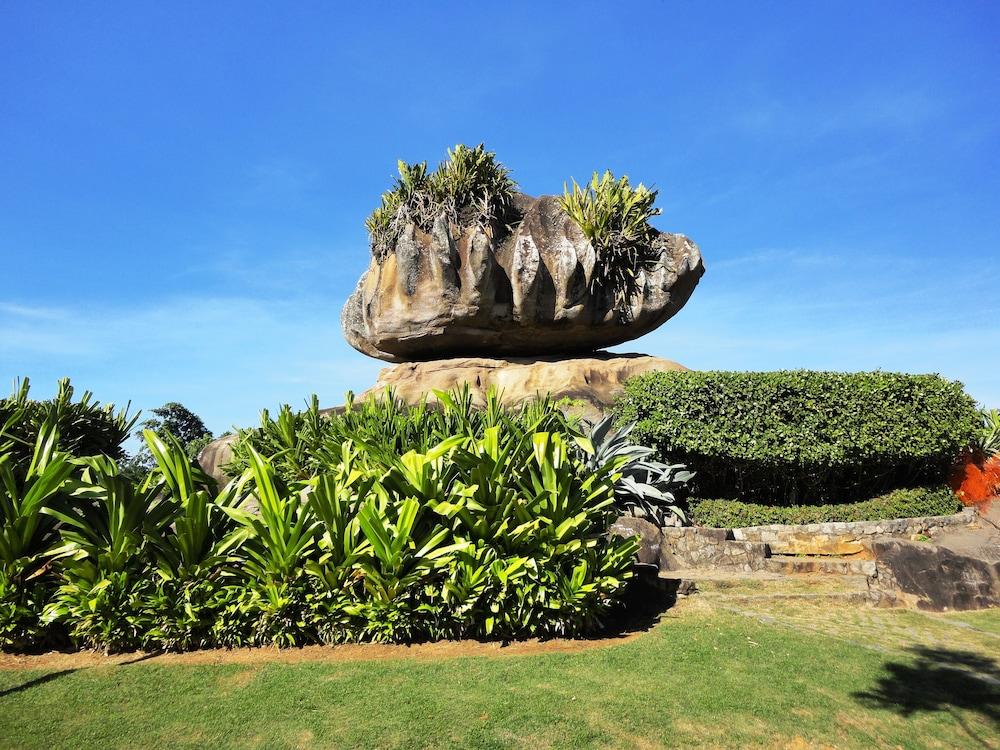 Ibis Vitoria Praia De Camburi Exterior photo