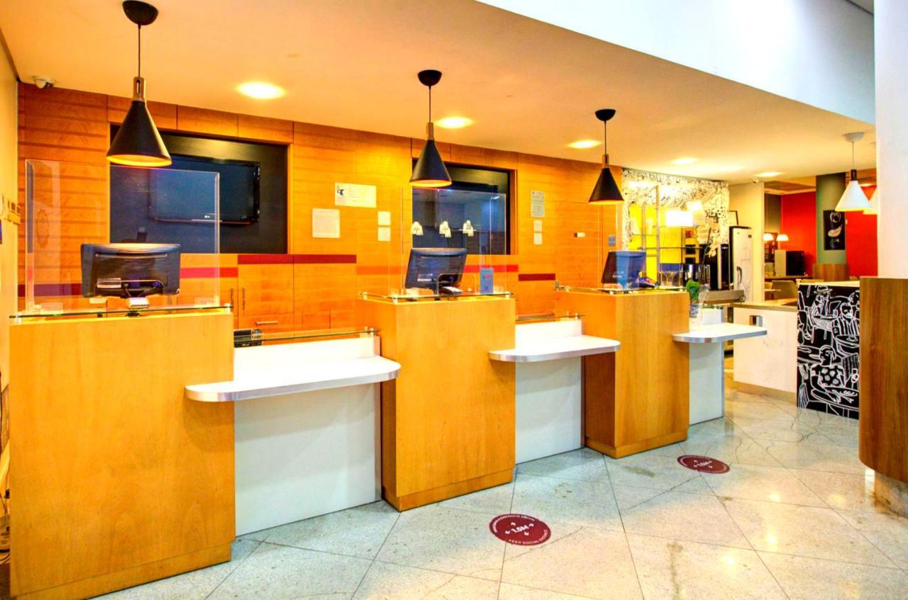 Ibis Vitoria Praia De Camburi Exterior photo